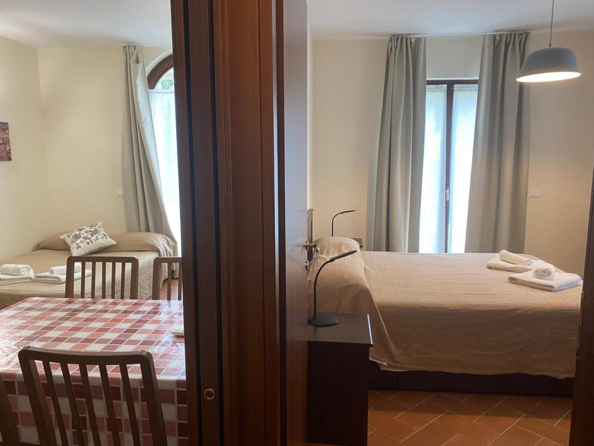 Apartamento Residenza Cipressi E Olivi Verona Exterior foto