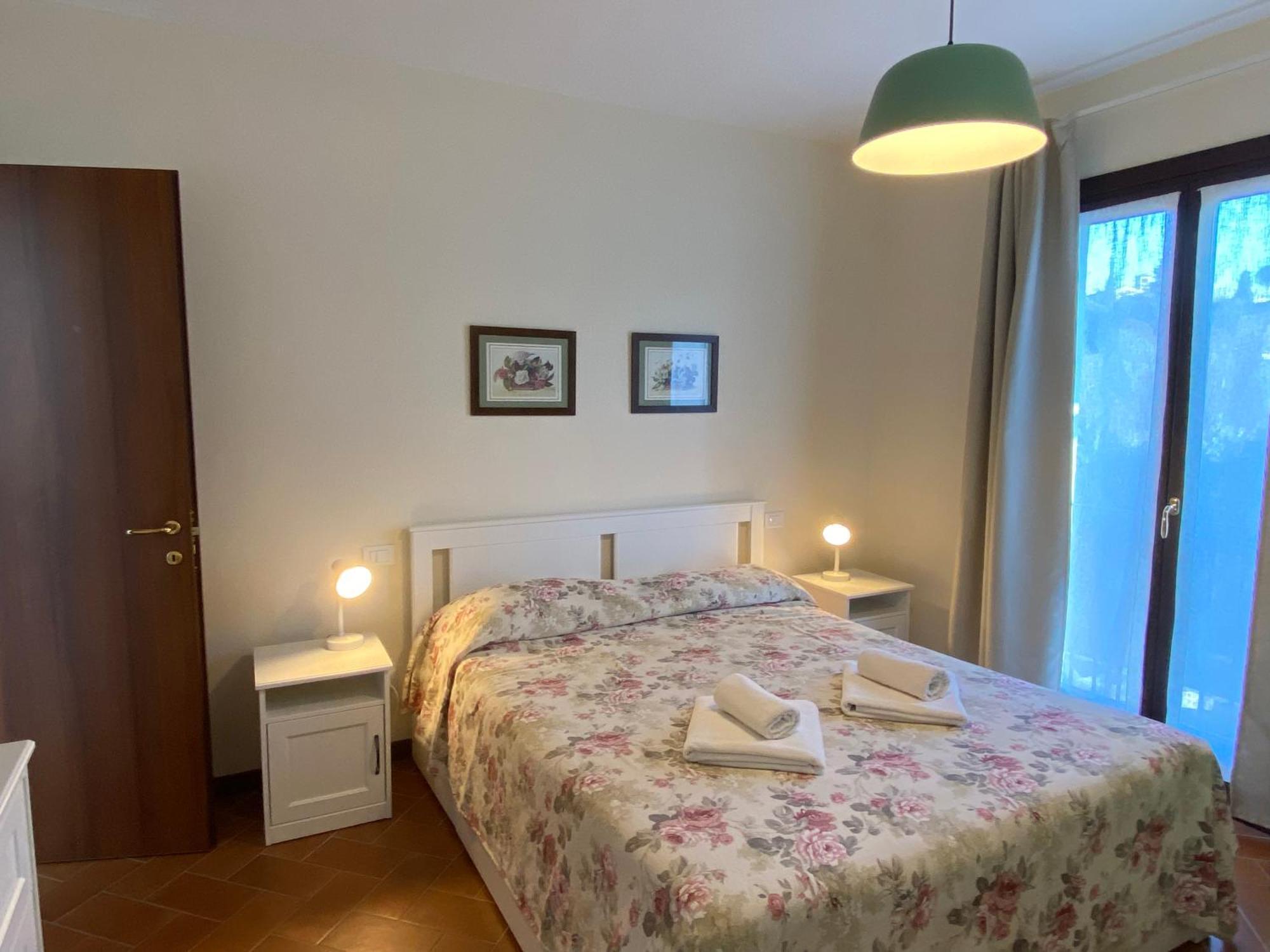 Apartamento Residenza Cipressi E Olivi Verona Exterior foto