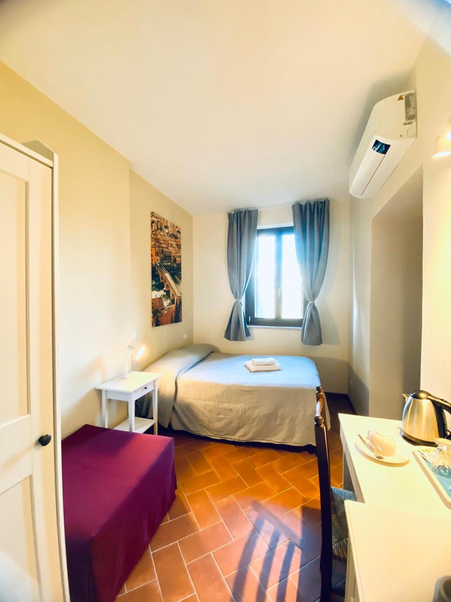 Apartamento Residenza Cipressi E Olivi Verona Exterior foto