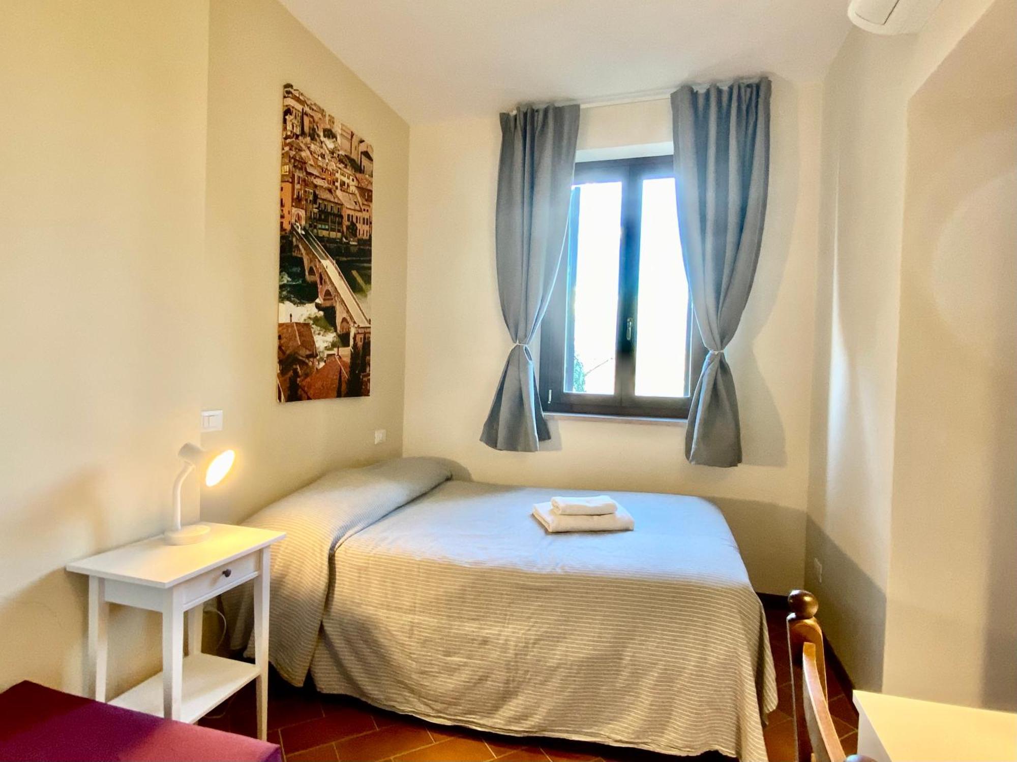 Apartamento Residenza Cipressi E Olivi Verona Exterior foto