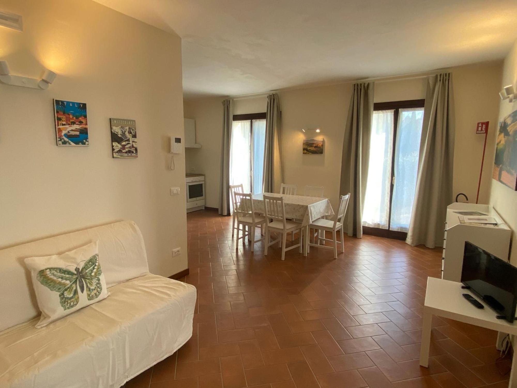 Apartamento Residenza Cipressi E Olivi Verona Exterior foto