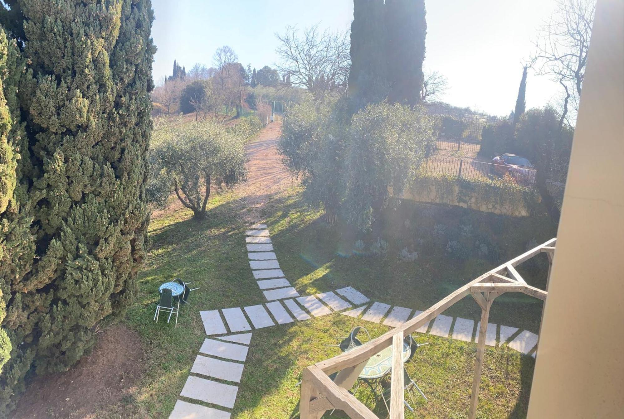Apartamento Residenza Cipressi E Olivi Verona Exterior foto