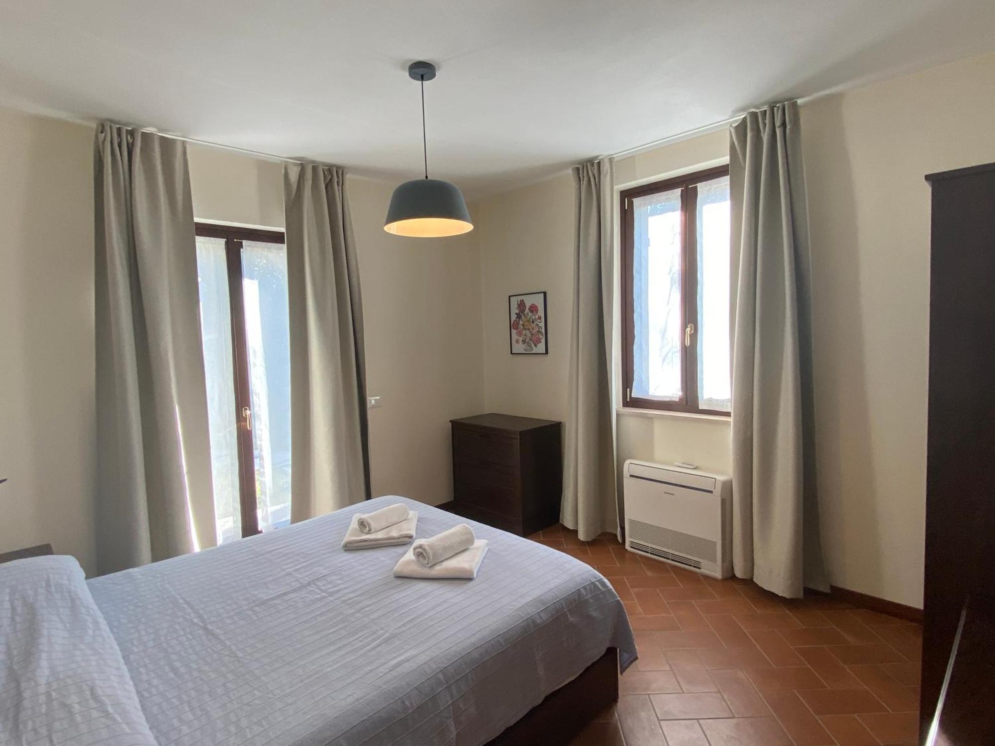Apartamento Residenza Cipressi E Olivi Verona Exterior foto